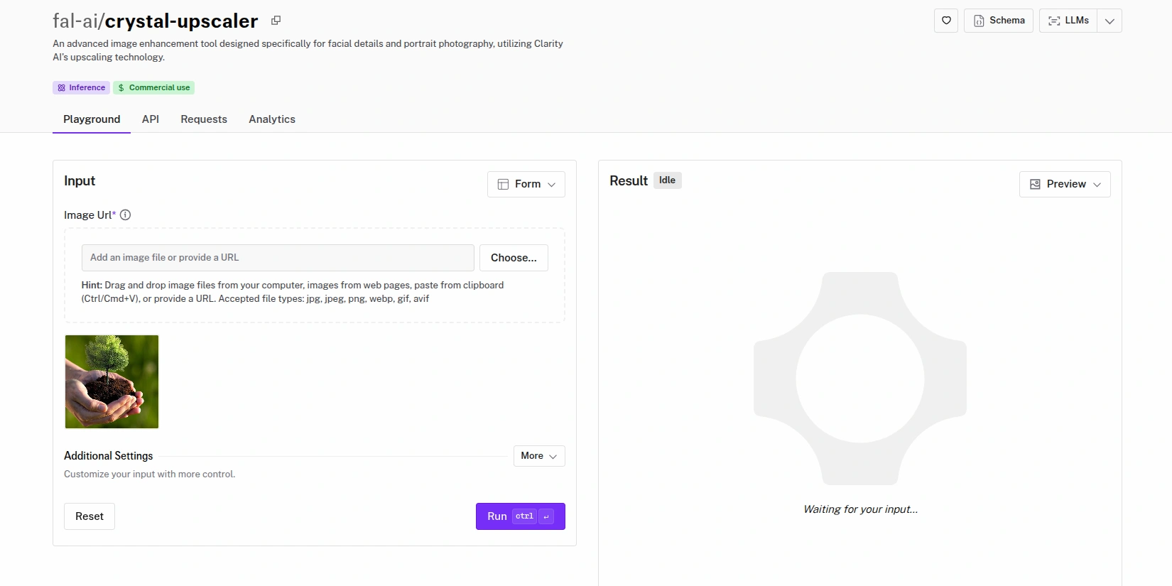 Скриншот ИИ-сервиса Crystal Upscaler